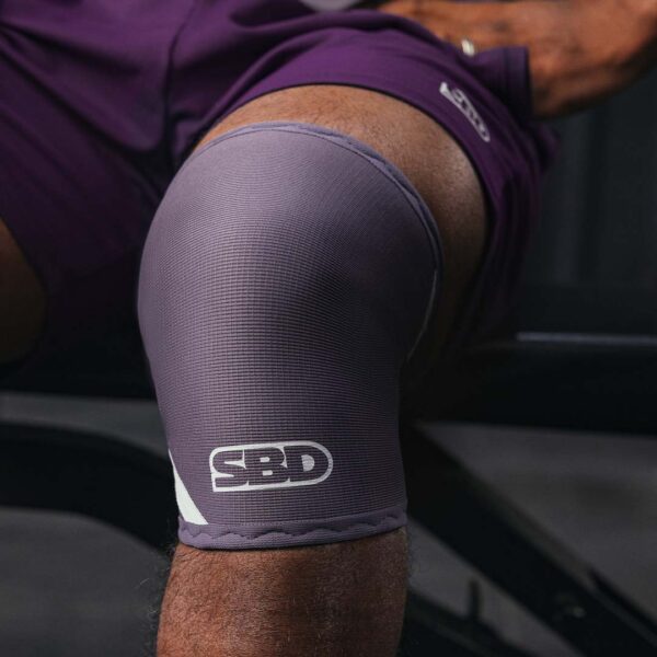 SBD ASPIRE WEIGHTLIFTING KNEE SLEEVES 5MM